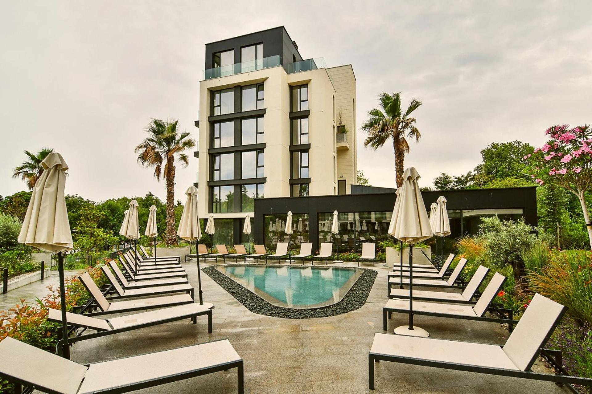 Sea Flats With Parking And Pool In Azur Residence Святые Константин и Елена Экстерьер фото
